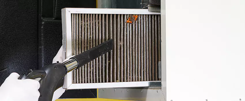 Clogged Air Duct Cleaning Process in Ashwaubenon, WI